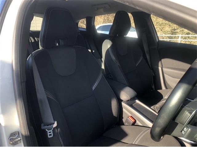 ボルボ Ｖ４０ Ｄ４ モメンタム ディーゼルターボ H29年 (東北) 99