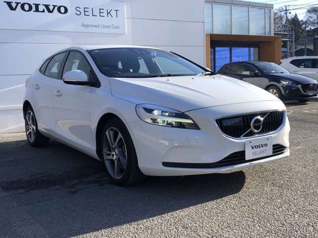 ボルボ Ｖ４０ Ｄ４ モメンタム ディーゼルターボ H29年 (東北) 99