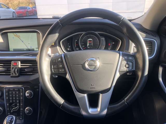 ボルボ Ｖ４０ Ｄ４ モメンタム ディーゼルターボ H29年 (東北) 99