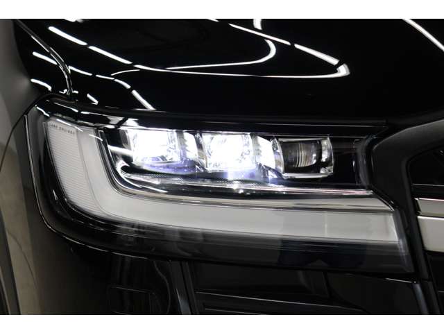 トヨタ ランドクルーザー ３．３ ＧＲスポーツ ディーゼルターボ ４ＷＤ R5年 (東海) 99