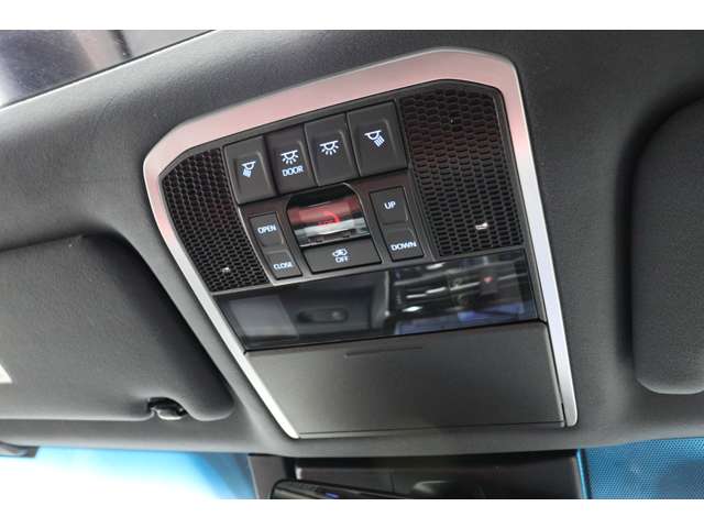 トヨタ ランドクルーザー ３．３ ＧＲスポーツ ディーゼルターボ ４ＷＤ R5年 (東海) 99