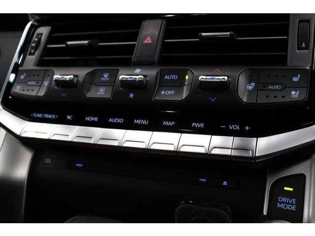 トヨタ ランドクルーザー ３．３ ＧＲスポーツ ディーゼルターボ ４ＷＤ R5年 (東海) 99