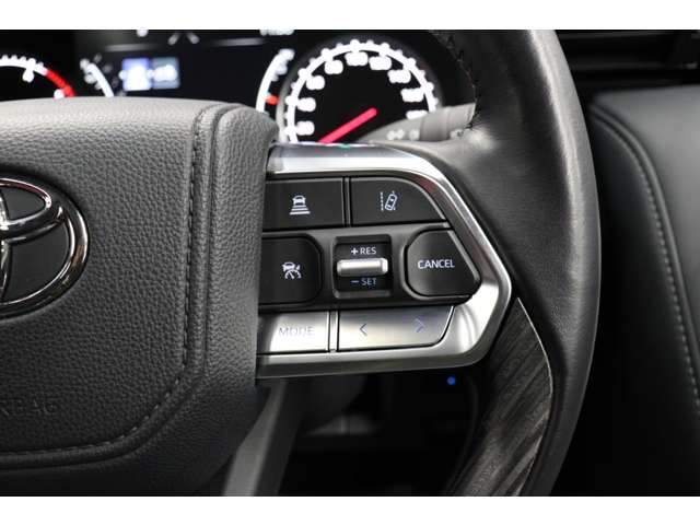 トヨタ ランドクルーザー ３．３ ＧＲスポーツ ディーゼルターボ ４ＷＤ R5年 (東海) 99