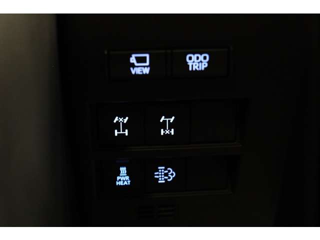 トヨタ ランドクルーザー ３．３ ＧＲスポーツ ディーゼルターボ ４ＷＤ R5年 (東海) 99