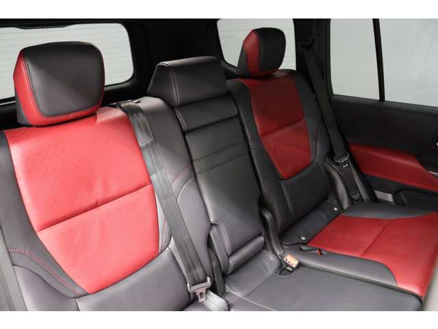 トヨタ ランドクルーザー ３．３ ＧＲスポーツ ディーゼルターボ ４ＷＤ R5年 (東海) 99