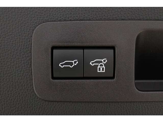 トヨタ ランドクルーザー ３．３ ＧＲスポーツ ディーゼルターボ ４ＷＤ R5年 (東海) 99