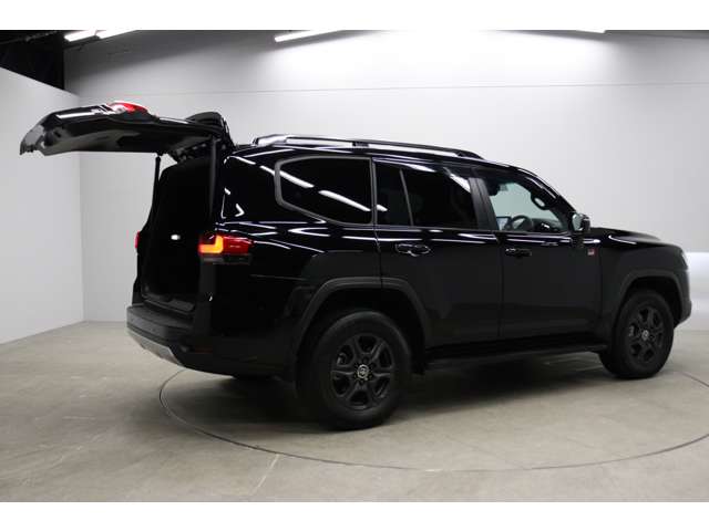 トヨタ ランドクルーザー ３．３ ＧＲスポーツ ディーゼルターボ ４ＷＤ R5年 (東海) 99