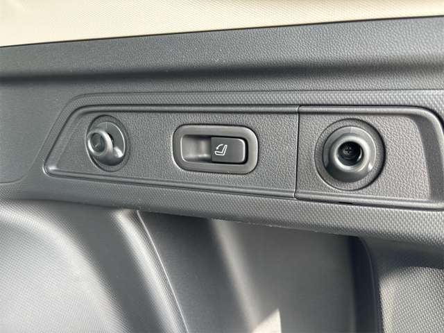 スバル フォレスター　ハイブリッド ２．０ アーバン セレクション ４ＷＤ R6年 (近畿) 99