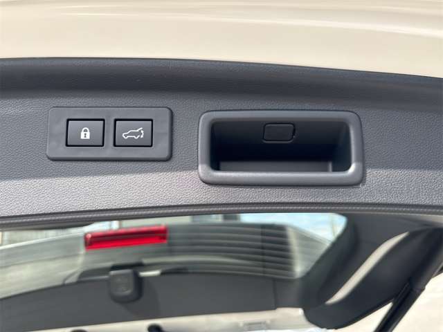 スバル フォレスター　ハイブリッド ２．０ アーバン セレクション ４ＷＤ R6年 (近畿) 99