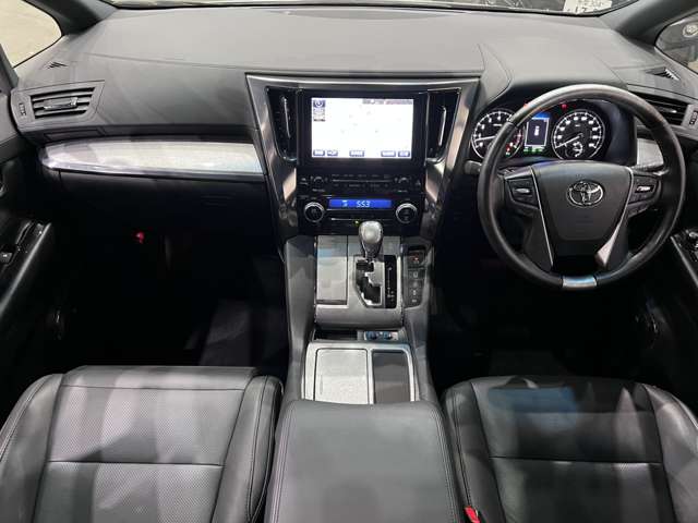 トヨタ アルファード ３．５ エグゼクティブ ラウンジ Ｓ R1年 (関東) 99