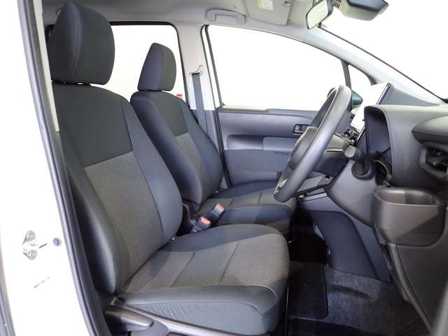 トヨタ シエンタ　ハイブリッド ハイブリッド １．５ Ｇ R5年 (関東) 99