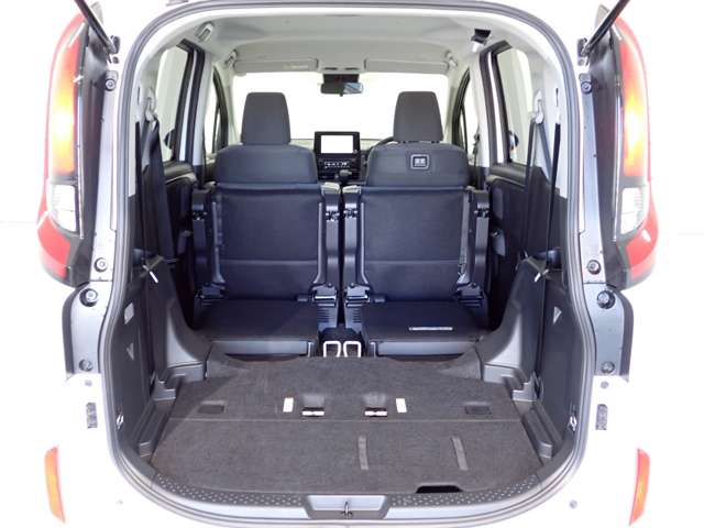 トヨタ シエンタ　ハイブリッド ハイブリッド １．５ Ｇ R5年 (関東) 99