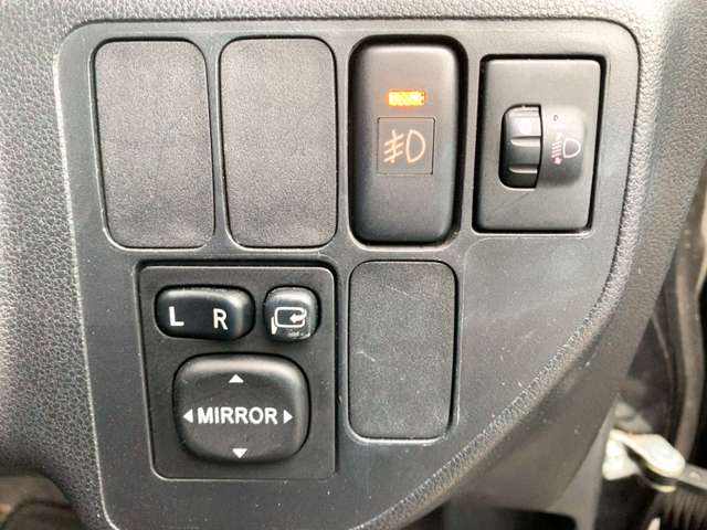 ダイハツ エッセ ６６０ カスタム H23年 (九州・沖縄) 99