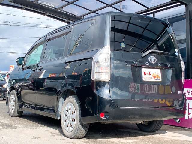 トヨタ ヴォクシー ２．０ Ｘ Ｌエディション H23年 (九州・沖縄) 99