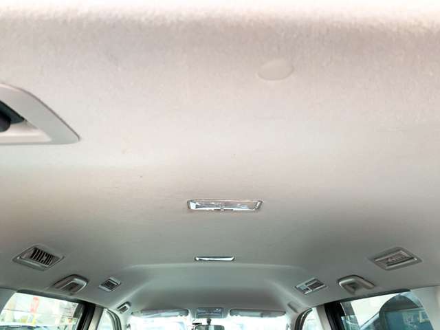 トヨタ ヴォクシー ２．０ Ｘ Ｌエディション H23年 (九州・沖縄) 99