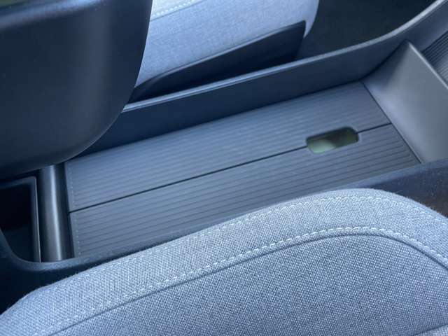 ボルボ ＥＸ３０ ウルトラシングルモーター　エクステンデッドレンジ R6年 (東北) 99