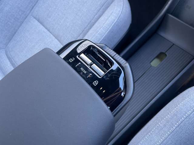 ボルボ ＥＸ３０ ウルトラシングルモーター　エクステンデッドレンジ R6年 (東北) 99