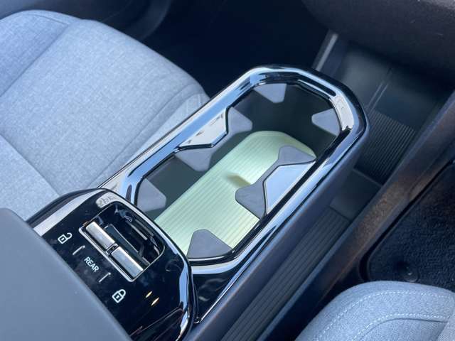 ボルボ ＥＸ３０ ウルトラシングルモーター　エクステンデッドレンジ R6年 (東北) 99