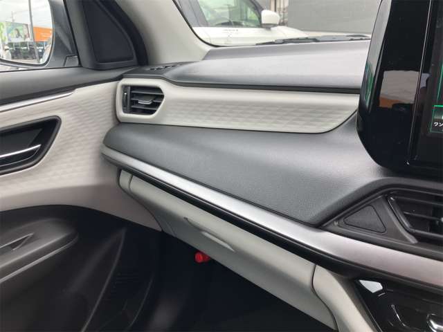 スズキ スイフト １．２ ハイブリッド ＭＺ R6年 (東海) 99