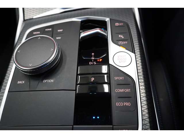 ＢＭＷ ３シリーズ ３２０Ｄ Ｘドライブ Ｍスポーツ ディーゼルターボ ４ＷＤ R4年 (近畿) 99