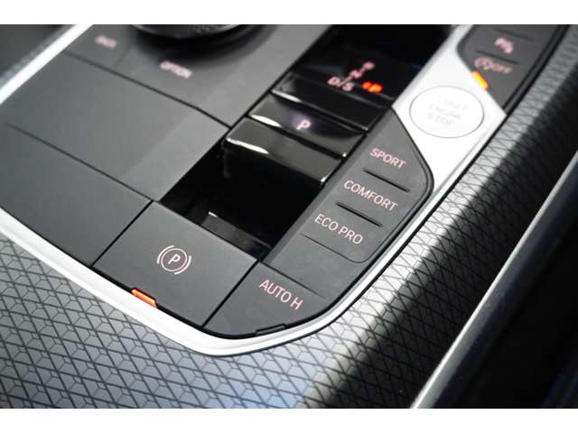 ＢＭＷ ３シリーズ ３２０Ｄ Ｘドライブ Ｍスポーツ ディーゼルターボ ４ＷＤ R4年 (近畿) 99