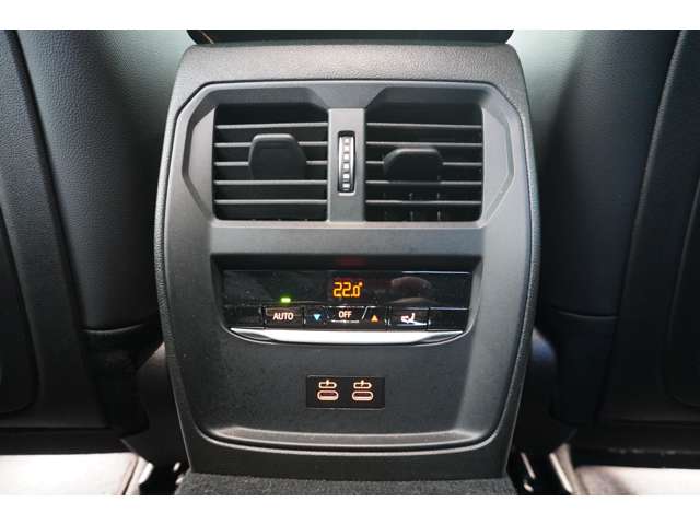 ＢＭＷ ３シリーズ ３２０Ｄ Ｘドライブ Ｍスポーツ ディーゼルターボ ４ＷＤ R4年 (近畿) 99