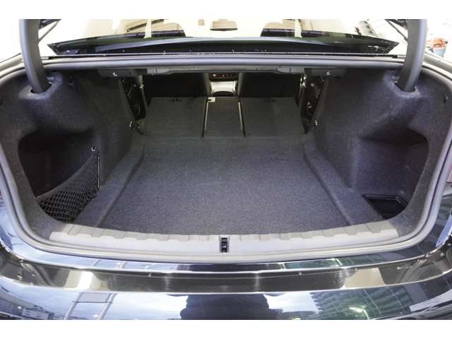 ＢＭＷ ３シリーズ ３２０Ｄ Ｘドライブ Ｍスポーツ ディーゼルターボ ４ＷＤ R4年 (近畿) 99