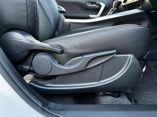 ダイハツ ロッキー １．２ プレミアム Ｇ R3年 (九州・沖縄) 99