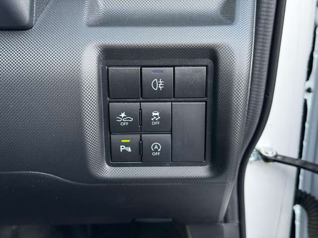 ダイハツ ロッキー １．２ プレミアム Ｇ R3年 (九州・沖縄) 99