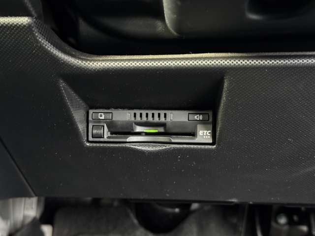 ダイハツ ロッキー １．２ プレミアム Ｇ R3年 (九州・沖縄) 99