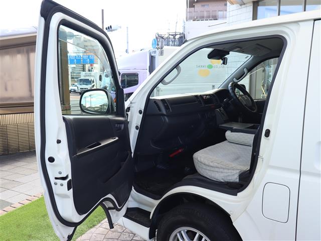 トヨタ ハイエースバン ２．０ ＤＸ ロング ＧＬパッケージ H30年 (関東) 99