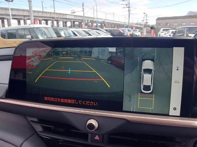 トヨタ クラウン　クロスオーバー　ハイブリッド ２．５ Ｇ Ｅ－ＦＯＵＲ ４ＷＤ R6年 (中国) 99