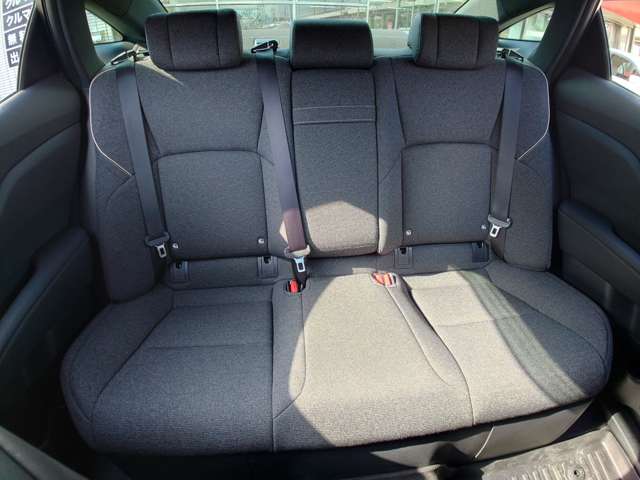 トヨタ クラウン　クロスオーバー　ハイブリッド ２．５ Ｇ Ｅ－ＦＯＵＲ ４ＷＤ R6年 (中国) 99