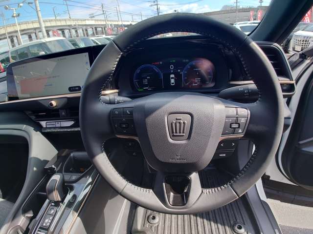 トヨタ クラウン　クロスオーバー　ハイブリッド ２．５ Ｇ Ｅ－ＦＯＵＲ ４ＷＤ R6年 (中国) 99