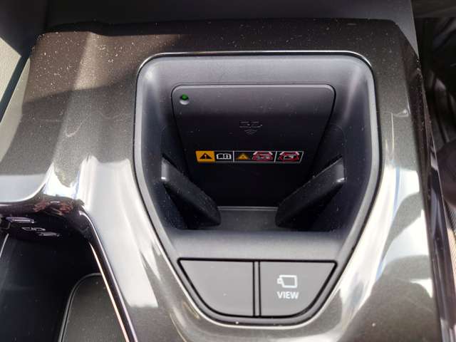 トヨタ クラウン　クロスオーバー　ハイブリッド ２．５ Ｇ Ｅ－ＦＯＵＲ ４ＷＤ R6年 (中国) 99