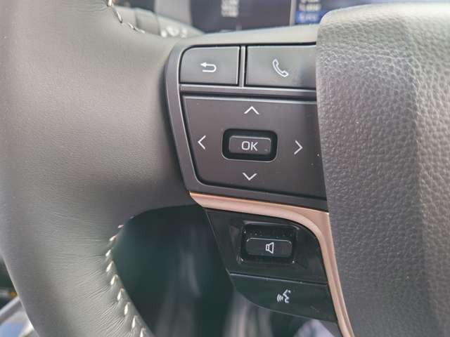 トヨタ クラウン　クロスオーバー　ハイブリッド ２．５ Ｇ Ｅ－ＦＯＵＲ ４ＷＤ R6年 (中国) 99