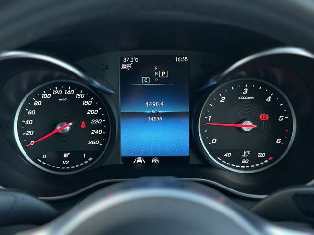 メルセデスベンツ ＧＬＣクーペ ２２０ Ｄ ４マチック ＡＭＧラインパッケージ ４ＷＤ ＭＰ２０２３０２ R5年 (近畿) 99