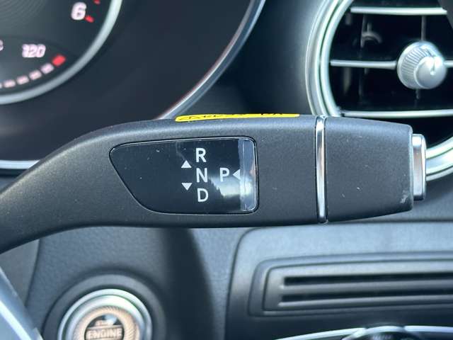 メルセデスベンツ ＧＬＣクーペ ２２０ Ｄ ４マチック ＡＭＧラインパッケージ ４ＷＤ ＭＰ２０２３０２ R5年 (近畿) 99