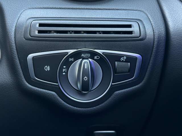 メルセデスベンツ ＧＬＣクーペ ２２０ Ｄ ４マチック ＡＭＧラインパッケージ ４ＷＤ ＭＰ２０２３０２ R5年 (近畿) 99