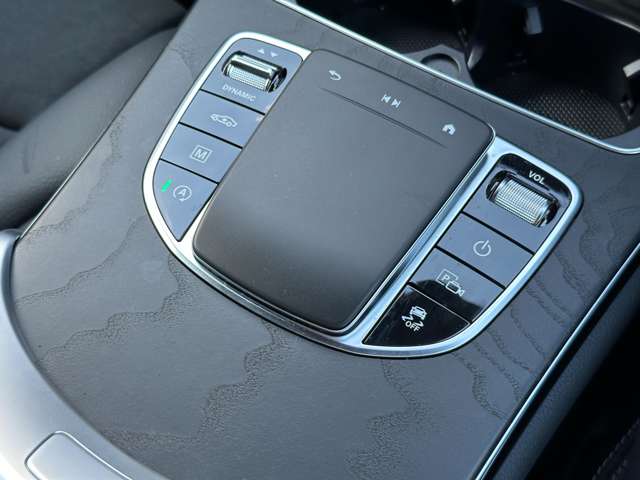 メルセデスベンツ ＧＬＣクーペ ２２０ Ｄ ４マチック ＡＭＧラインパッケージ ４ＷＤ ＭＰ２０２３０２ R5年 (近畿) 99