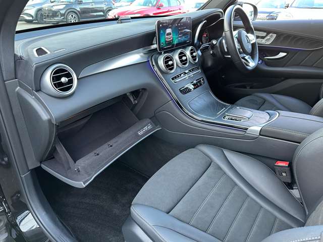 メルセデスベンツ ＧＬＣクーペ ２２０ Ｄ ４マチック ＡＭＧラインパッケージ ４ＷＤ ＭＰ２０２３０２ R5年 (近畿) 99