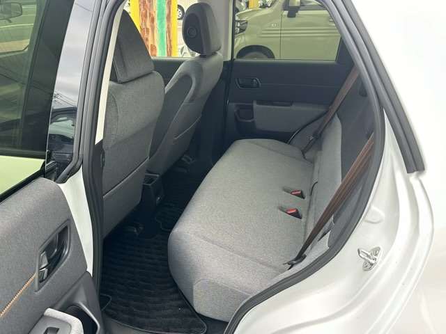 ホンダ Ｈｏｎｄａ　ｅ ベースモデル R3年 (東海) 99