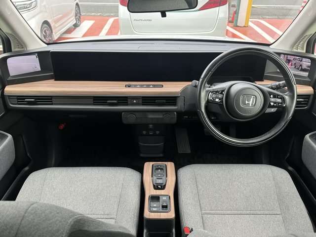 ホンダ Ｈｏｎｄａ　ｅ ベースモデル R3年 (東海) 99