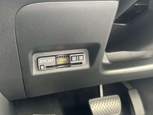 ホンダ Ｈｏｎｄａ　ｅ ベースモデル R3年 (東海) 99