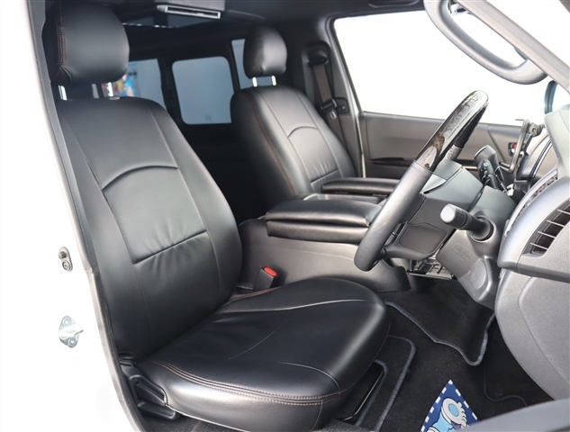 トヨタ ハイエースバン ２．０ スーパーＧＬ ダークプライムＩＩ ロングボディ R1年 (関東) 99