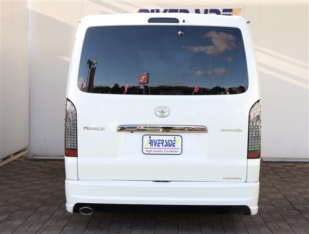 トヨタ ハイエースバン ２．０ スーパーＧＬ ダークプライムＩＩ ロングボディ R1年 (関東) 99