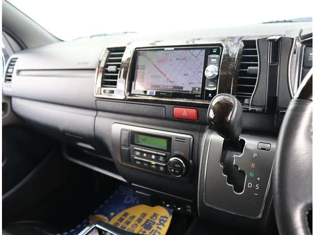 トヨタ ハイエースバン ２．０ スーパーＧＬ ダークプライムＩＩ ロングボディ R1年 (関東) 99