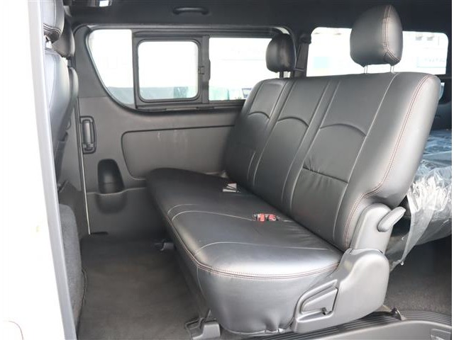 トヨタ ハイエースバン ２．０ スーパーＧＬ ダークプライムＩＩ ロングボディ R1年 (関東) 99