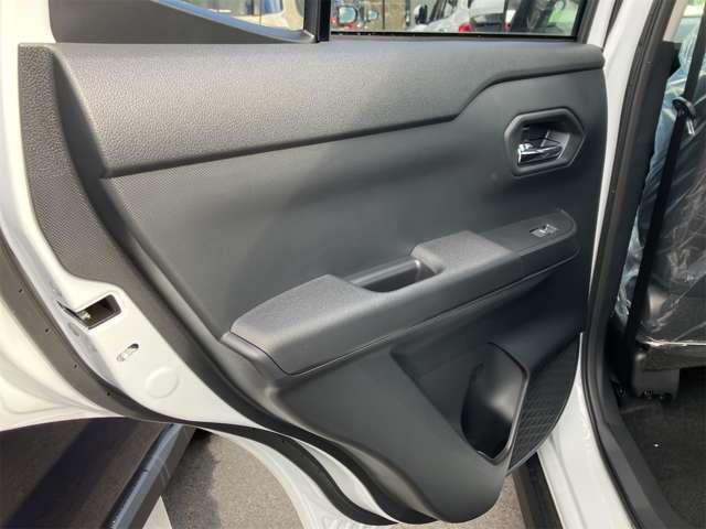 トヨタ ライズ １．２ Ｚ R5年 (東海) 99