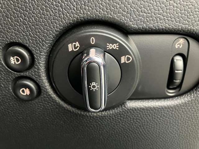 ミニ ミニ クーパーＳ ３ドア H30年 (近畿) 99